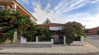 Maison jumelée à Doñinos de Salamanca. Urbis te ofrece un chalet adosado en venta en doñinos de salaman