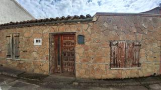 Casa a Garcihernández. Urbis te ofrece una casa en venta en garcihernández, salamanca.