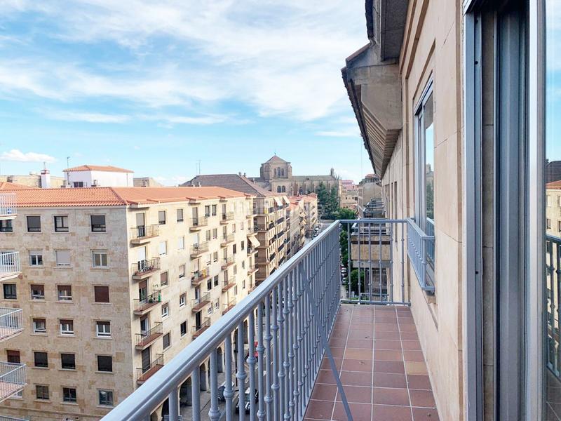Foto a6b25783-9b6f-4ddb-955f-a5b9da8d85ee. Alquiler piso urbis te ofrece un piso en alquiler en zona Centro, . en Salamanca