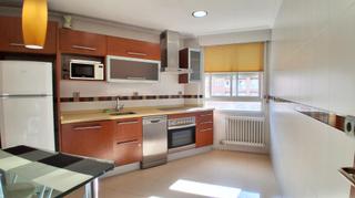 Lloguer Pis a Prosperidad - Delicias. Urbis te ofrece un bonito piso en alquiler en zona delicias, sal