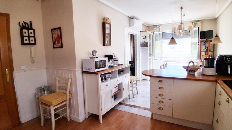 Foto 0316a5e3-7cb2-4c90-beba-ba44653e8765. Casa bifamiliare con riscaldamento parcheggio piscina in Santa Marta de Tormes