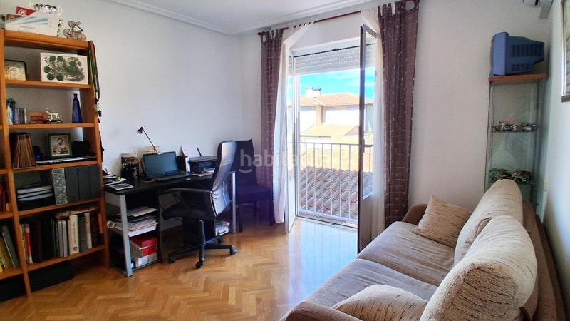 Foto 206a706a-1eab-4757-a477-a8473a6fe86b. Casa bifamiliare con riscaldamento parcheggio piscina in Santa Marta de Tormes