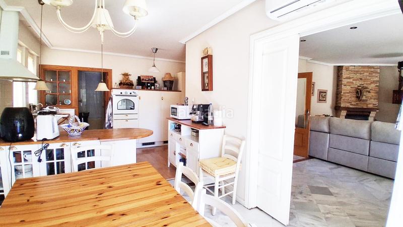 Foto 494d3ba7-e955-43a7-8e48-2b5e0361c4c7. Casa bifamiliare con riscaldamento parcheggio piscina in Santa Marta de Tormes