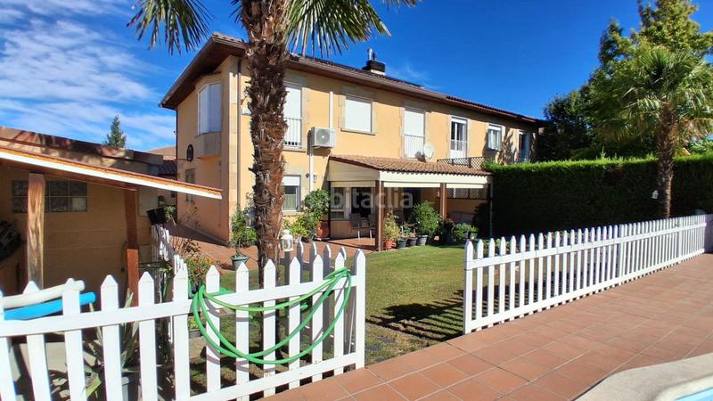 Foto 4a95f09a-03fd-4533-af42-728bf0d22491. Casa bifamiliare con riscaldamento parcheggio piscina in Santa Marta de Tormes