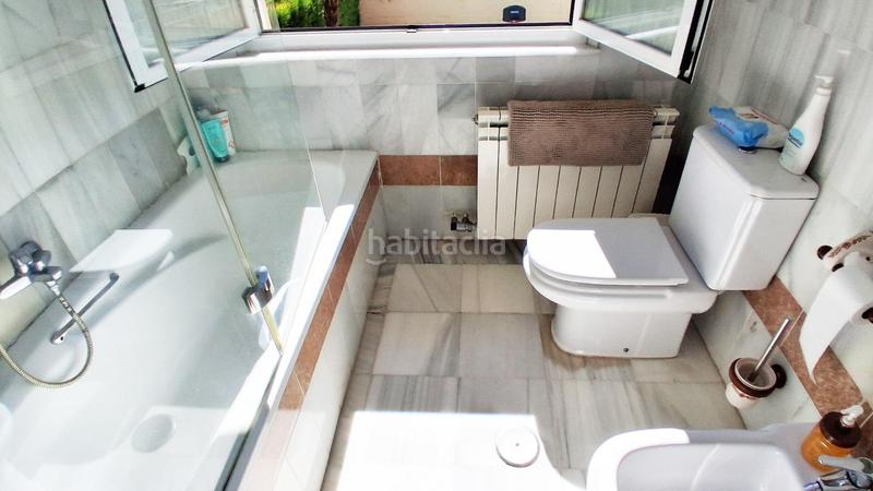 Foto 7328ddbf-b44e-4857-bb98-fcade26bf37d. Casa bifamiliare con riscaldamento parcheggio piscina in Santa Marta de Tormes