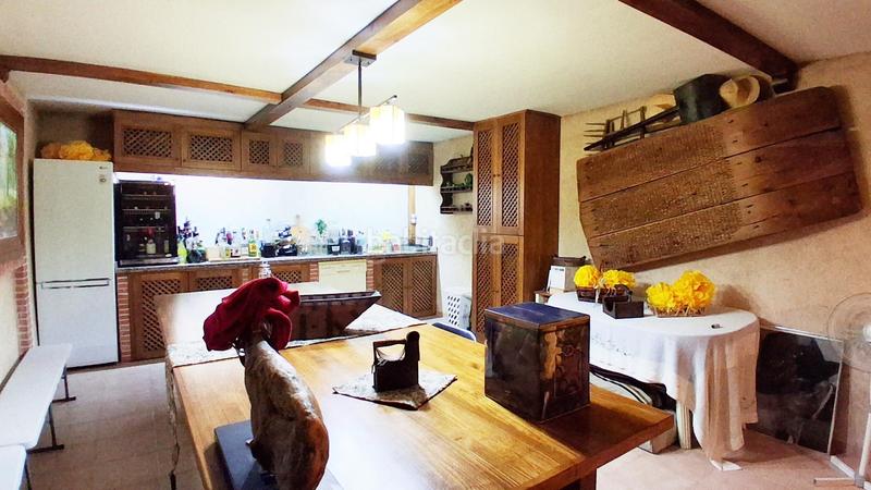 Foto 8019f558-3106-4122-95e9-658afe8f9ae8. Casa bifamiliare con riscaldamento parcheggio piscina in Santa Marta de Tormes