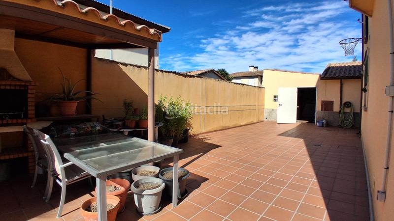 Foto 9d4e01eb-c076-486b-833b-766110e3bc8b. Casa bifamiliare con riscaldamento parcheggio piscina in Santa Marta de Tormes