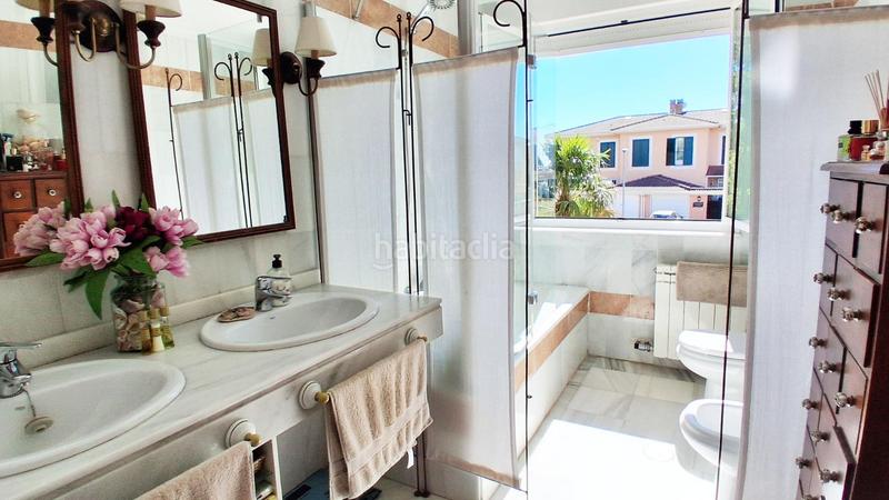 Foto 9dd9be53-ec63-4f08-bcb6-dea9ebb6be26. Casa bifamiliare con riscaldamento parcheggio piscina in Santa Marta de Tormes