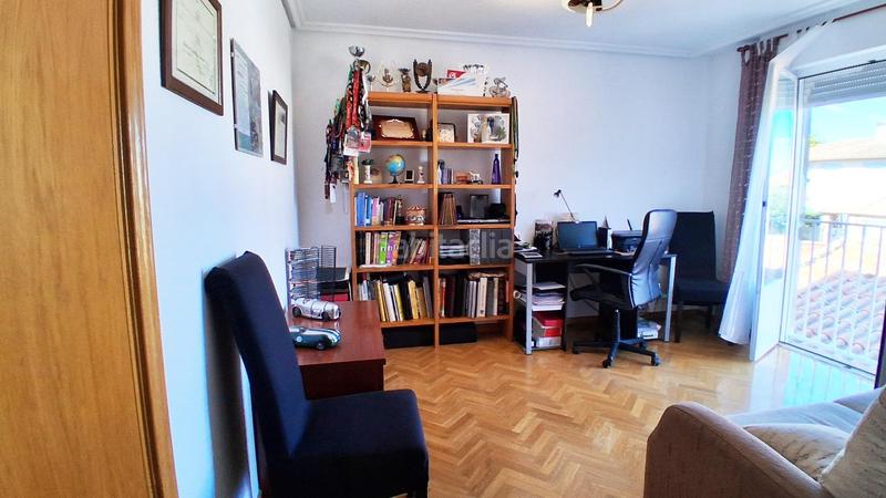 Foto d1911833-df66-4ba1-b8c1-f83416b6c9e4. Casa bifamiliare con riscaldamento parcheggio piscina in Santa Marta de Tormes