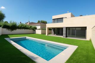 Maison jumelée à Santa Marta de Tormes. Urbis te ofrece un chalet pareado en venta en valdelagua, santa