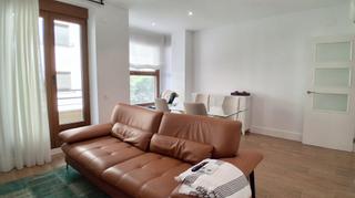 Location Appartement à Centro. Urbis te ofrece un piso en alquiler en zona centro, salamanca.
