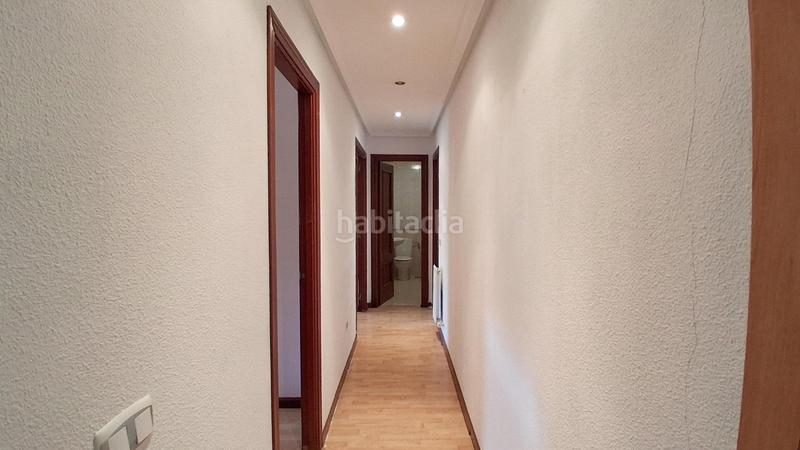 Foto e5452526-11c5-4cf8-8701-3daa5bbad150. Flat with heating parking in Vistahermosa Salamanca