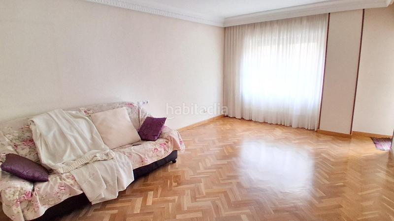 Foto e04b9379-d120-45e7-82f2-ecf0fac3dee2. Pis amb calefacció a Garrido Norte Salamanca