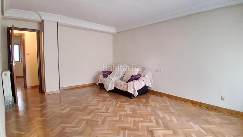 Foto ec864b6f-b54d-463f-a51d-636f2d2d97d3. Pis amb calefacció a Garrido Norte Salamanca