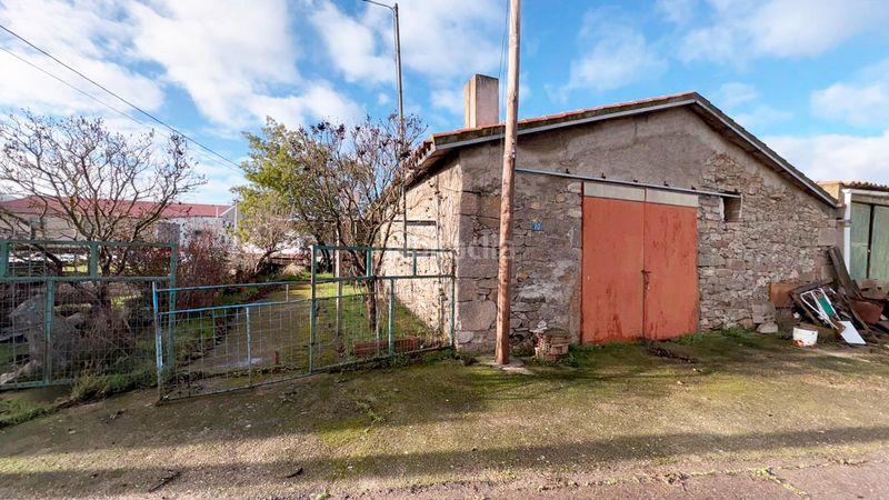 Foto a2a9ed84-c96b-4849-9545-7f0aa50c7c80. Casa a Valderrodrigo