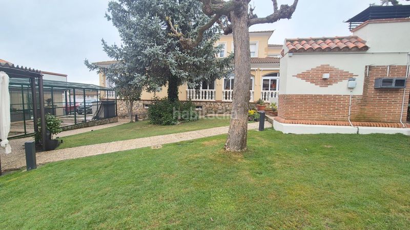 Foto e1cbc80d-cd80-4381-ab0c-bcbb4e271c04. Xalet amb aparcament piscina a Mozárbez