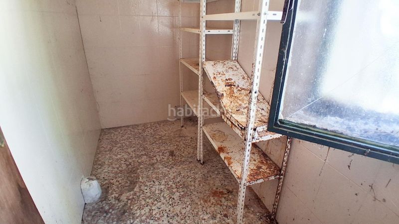 Foto 30d446a5-c8ed-40e3-b64a-d08457452132. Local comercial a Vecinos