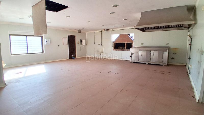 Foto 750b22a4-ec40-463d-9ead-71d163bb38e6. Local comercial a Vecinos