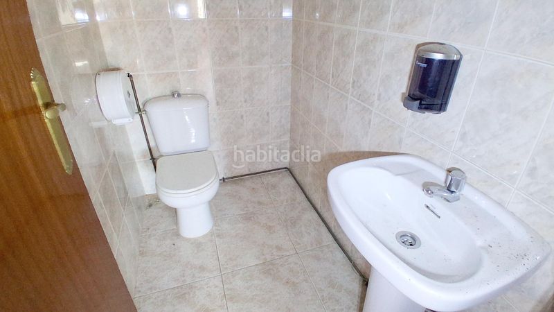 Foto dd36f441-0eca-430b-bd66-bccff2340dcd. Local comercial a Vecinos