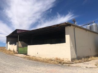 Terreno residenziale in Larrodrigo. Urbis te ofrece una parcela con nave en venta en larrodrigo, sal
