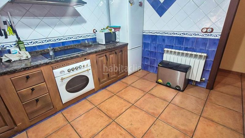 Foto c4d6810f-2ae1-4511-89a1-a86df805bb89. Xalet amb aparcament a Ledesma
