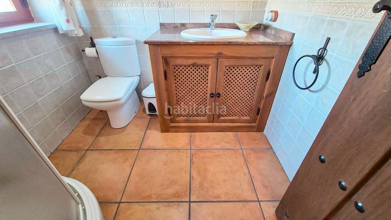 Foto df0435b8-5a9f-4fd9-a0d2-96abe69fb33a. Xalet amb aparcament a Ledesma