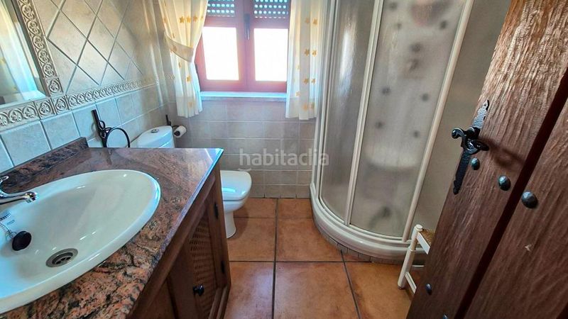 Foto f5738040-35b1-4f39-90ac-5c2a479adea9. Xalet amb aparcament a Ledesma