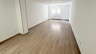 Rent Flat in San Esteban - San Cristóbal. Piso alquiler salamanca. urbis te ofrece un piso en alquiler en