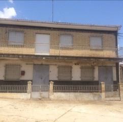 Xalet a Mayalde. Urbis te ofrece un chalet en venta en mayalde, zamora.