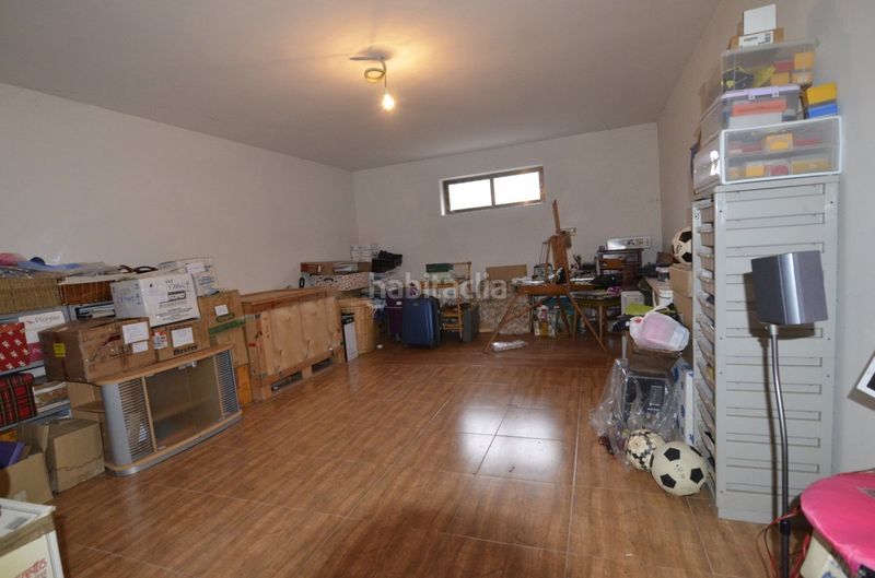 Foto 0bbffd93-4aad-4d2b-ab30-bfd697debf43. Xalet amb calefacció aparcament a Villamayor