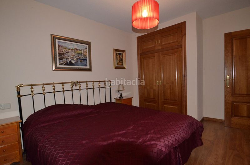 Foto 300d26b4-da8c-4c6f-bb7c-7759f4641b3e. Xalet amb calefacció aparcament a Villamayor