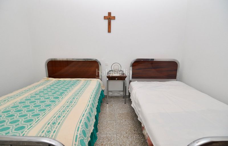 Foto 1fe8760a-0685-4cb0-baa0-e84ca3f9854c. Casa amb calefacció aparcament a Fuentesaúco