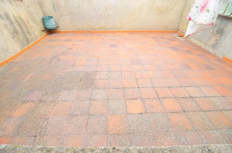 Foto c1b6464e-2178-4543-ba02-8d6112257614. Casa amb calefacció aparcament a Fuentesaúco