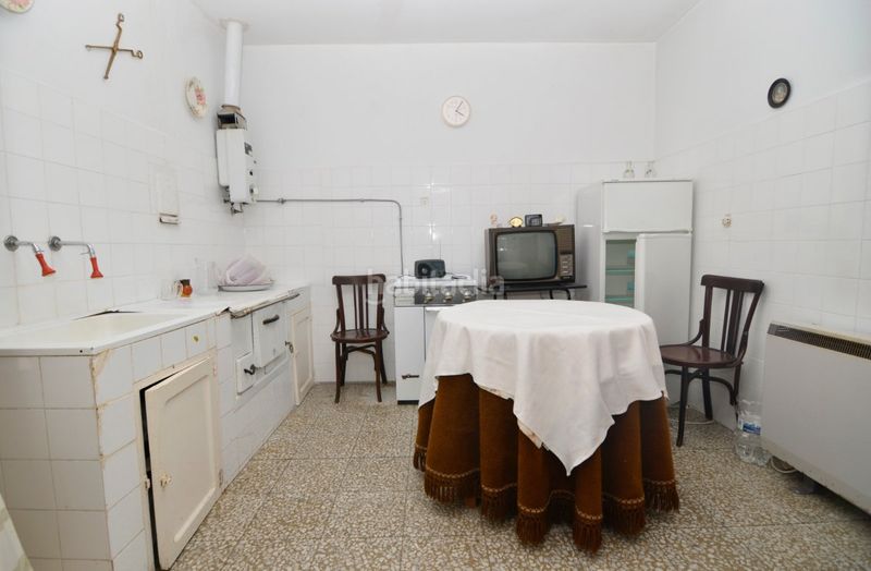 Foto c6c0f3bc-bd93-41de-a22d-22c857803293. Casa amb calefacció aparcament a Fuentesaúco