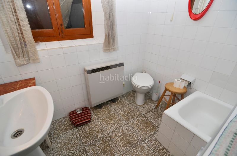 Foto e7d8601a-ff33-4e36-9ac4-85d7f514dcb8. Casa amb calefacció aparcament a Fuentesaúco