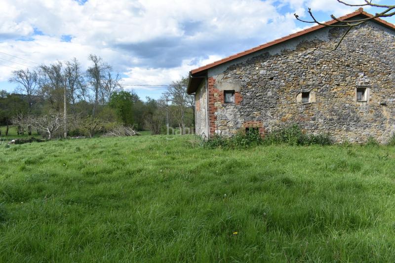 Foto 601138dd-a1bd-416a-aa64-1369df11b7c8. Masía casa de piedra en Hazas de Cesto