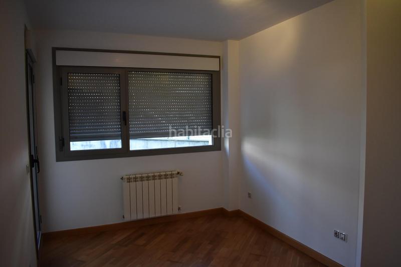 Foto b084c350-d048-4e52-add0-5e7e28a38b26. Planta baja piso en avd los rosales, saron en Santa María de Cayón
