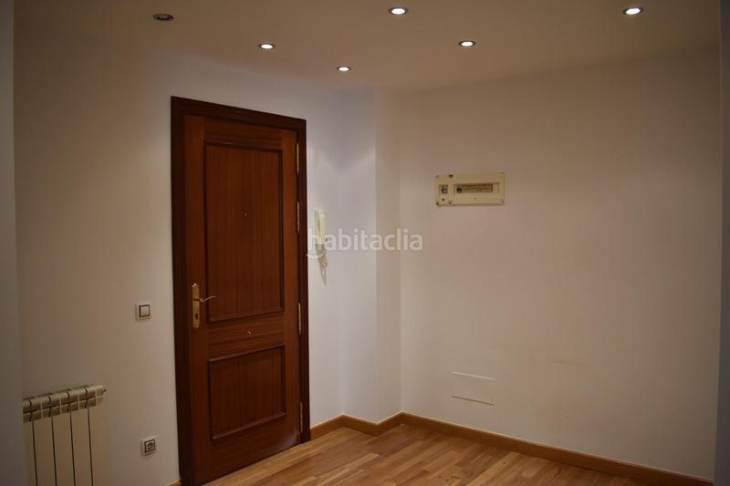 Foto d5612e11-9f23-4e83-a995-5347bf8e661d. Planta baja piso en avd los rosales, saron en Santa María de Cayón