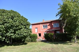 Wohngrundstück in Mogro. Venta de casa en miengo