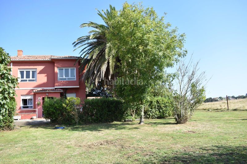 Foto 1d29bea8-b3bb-4b04-ac7f-466e96f7f909. Terreny residencial a Cudón Miengo