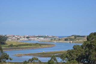 Wohngrundstück in Cudón. Venta de casa en miengo