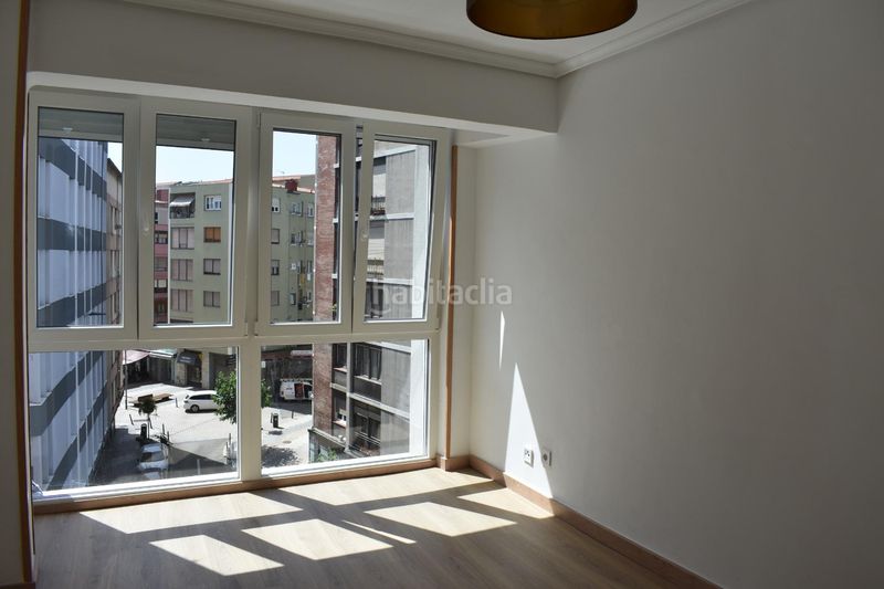 Foto 8bf7e287-8f1d-4bb6-874c-60edce33d9b0. Flat in Cuatro Caminos Santander