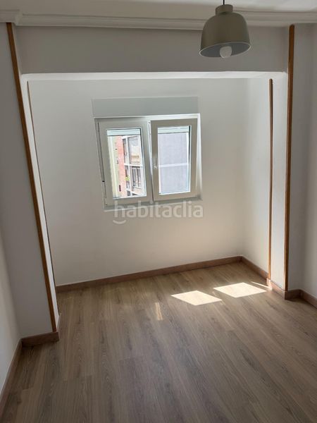 Foto 91eabf8f-9c4b-4693-a27e-fe5195df86ae. Flat in Cuatro Caminos Santander