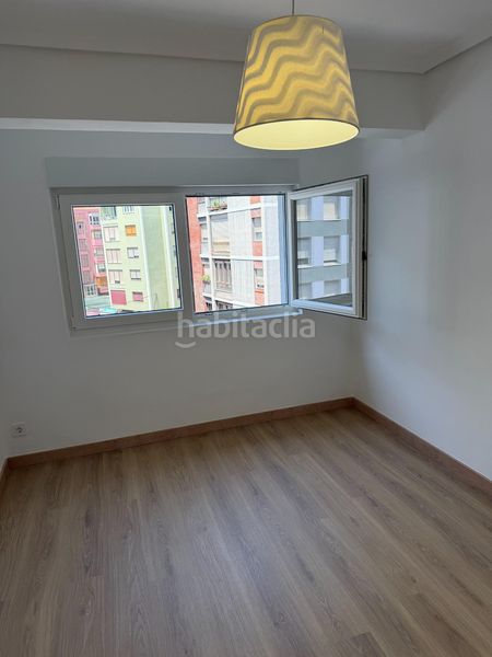 Foto a9c8c8fa-8eba-4f1d-93e0-07621ae7d6bf. Flat in Cuatro Caminos Santander
