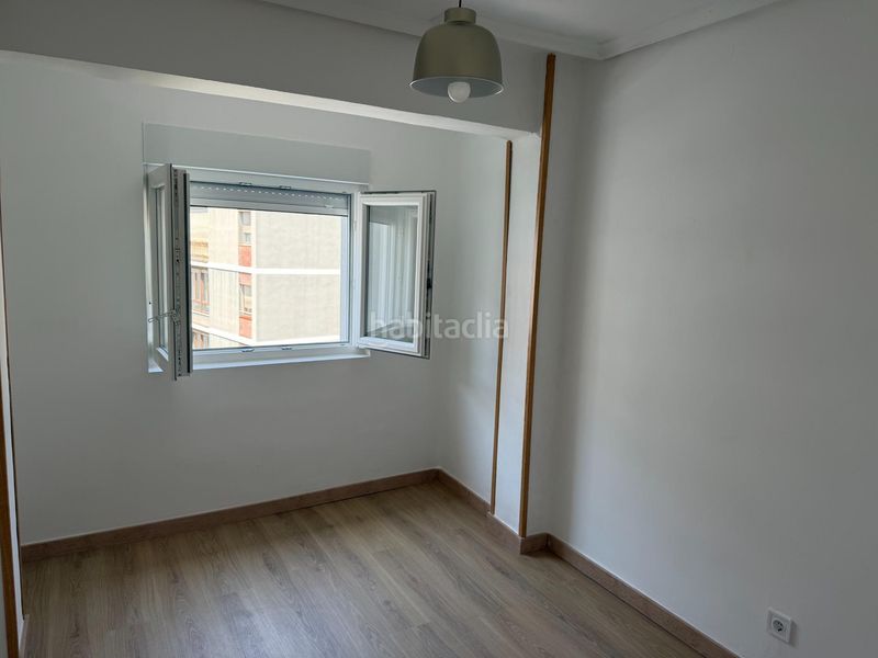 Foto b6ad0128-3146-452f-911b-ee427d3fd94a. Flat in Cuatro Caminos Santander