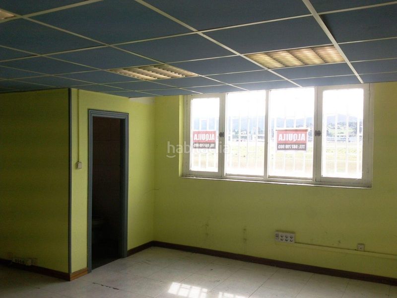 Foto 6197afdd-527b-455b-b9c3-c26fcbbc1c17. Nau industrial a Maliaño Camargo