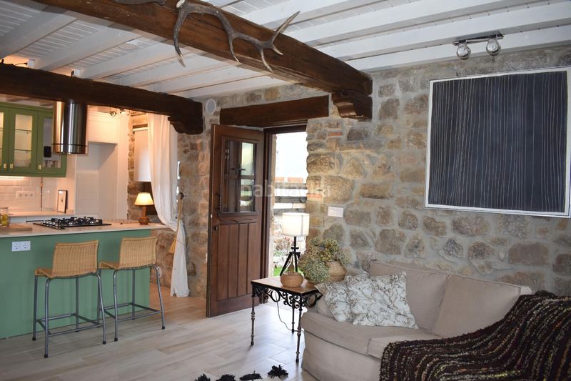 Foto a35a1490-5c34-4196-9d31-59a3bcc386e6. Casa adossada a Rionansa