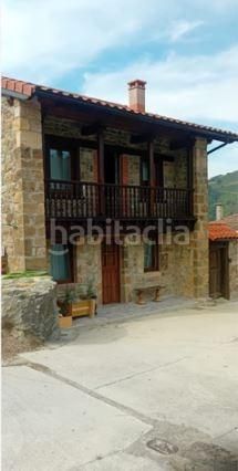 Foto f1343957-a6ca-4627-a55e-686f9a8f50f2. Casa adossada a Rionansa