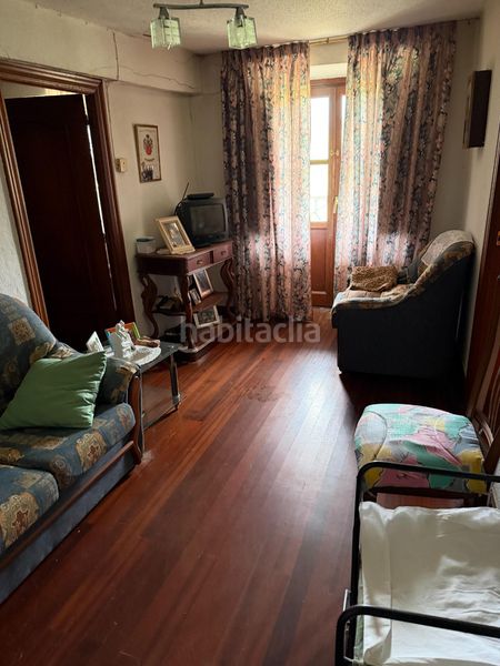 Foto 53a45c60-aeca-4412-b55b-e4fb062ab32c. Casa aparellada a Villacarriedo