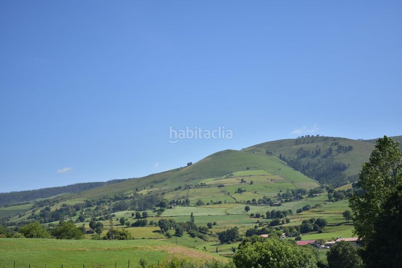 Foto b5e0c828-0c00-4baa-8519-56b1cadeff5e. Casa adossada a Villacarriedo